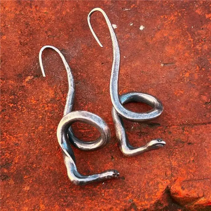 Vintage Fashion Personality Snake Ear Studs Ear Hook Unisex Hip Hop Punk Long Ear Studs Earrings Banquet Jewelry Accessories