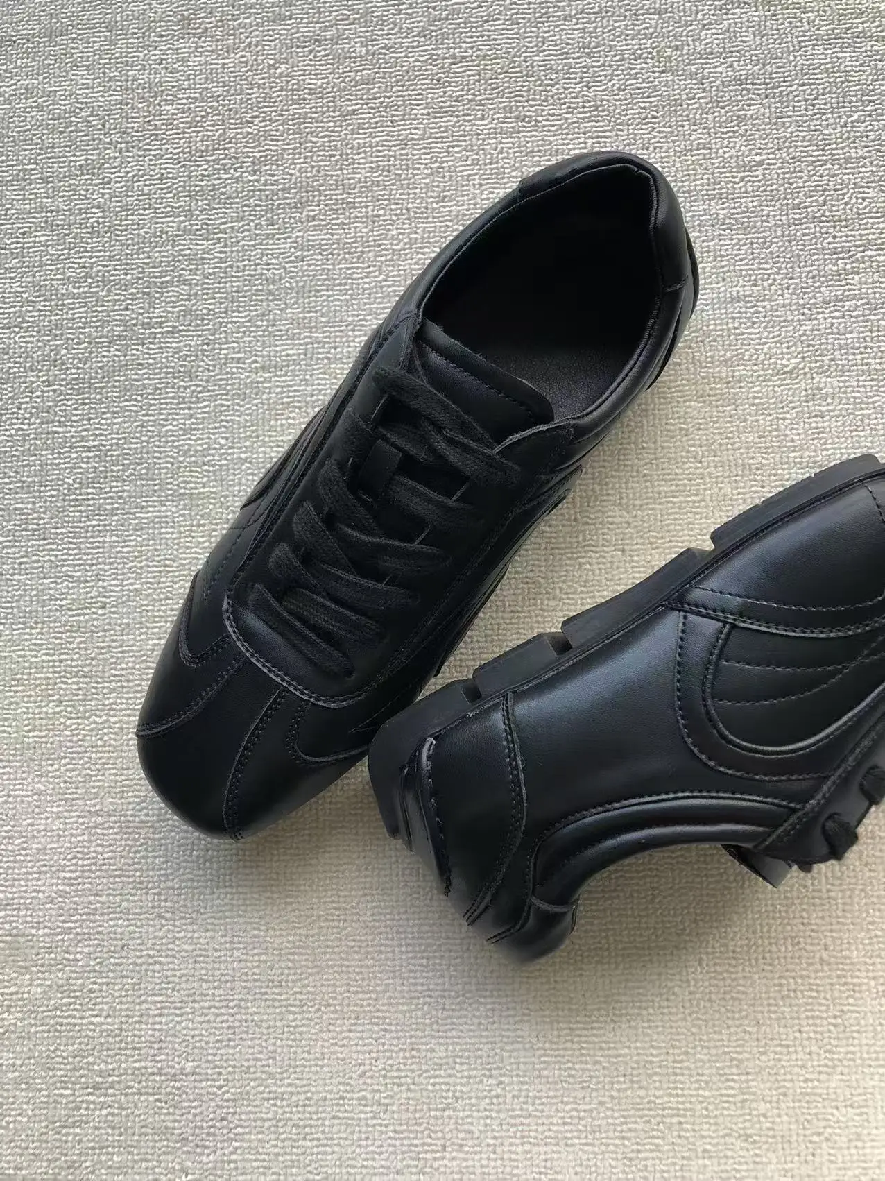

Casual Flat Bottom Sports Shoes Unisex Lightweight Retro Deqin Commuter Trendy Hiking Outdoor Minimalist Barefoot Shoes