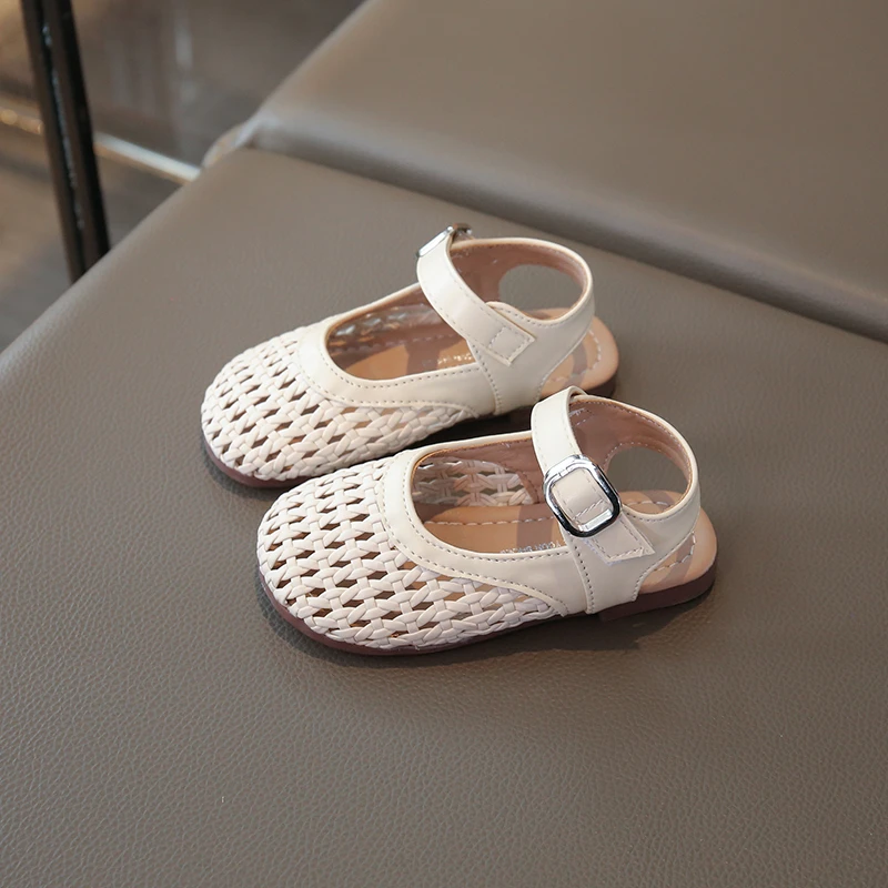 

Outdoor Girls Hollow-out Sandals Summer Breathable Kids Flat Shoes Non-slip Fashion Children's Woven Sandals for Wedding Party