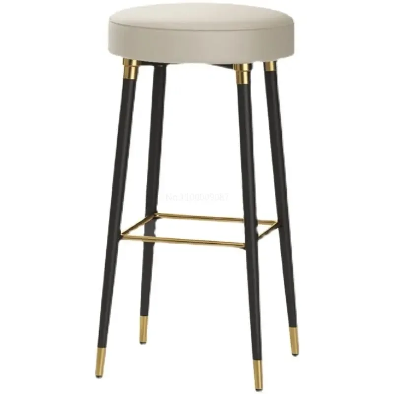 Рисунок 5 - Современный минималистичный роскошный высокий стул