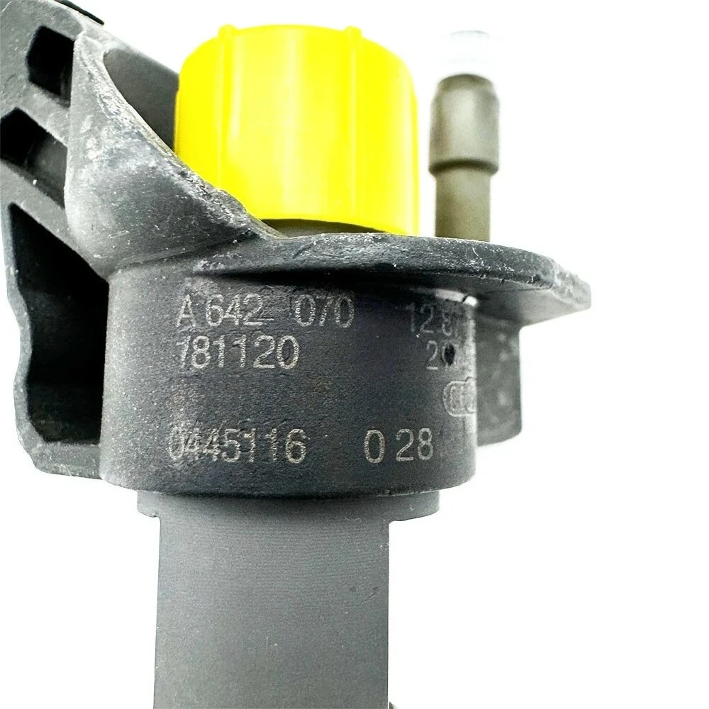 High quality New For 0445116028 Hoge Kwaliteit A6420701287 Brandstof Diesel Injector 098643 FIt Voor OM642 Common Rail Injector