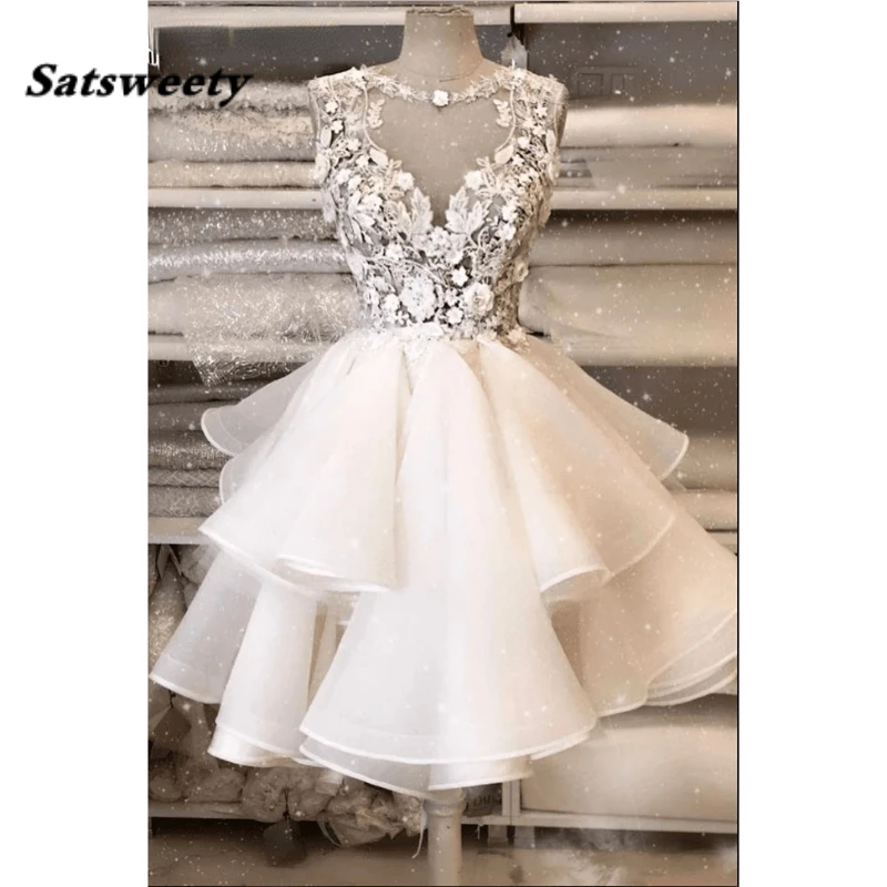 

Ivory Graduation Dresses 2024 Short Organza Tiered Lace Applique Flowers Sleeveless Scoop Neck Ball Gown Sheer Neck Party Gowns