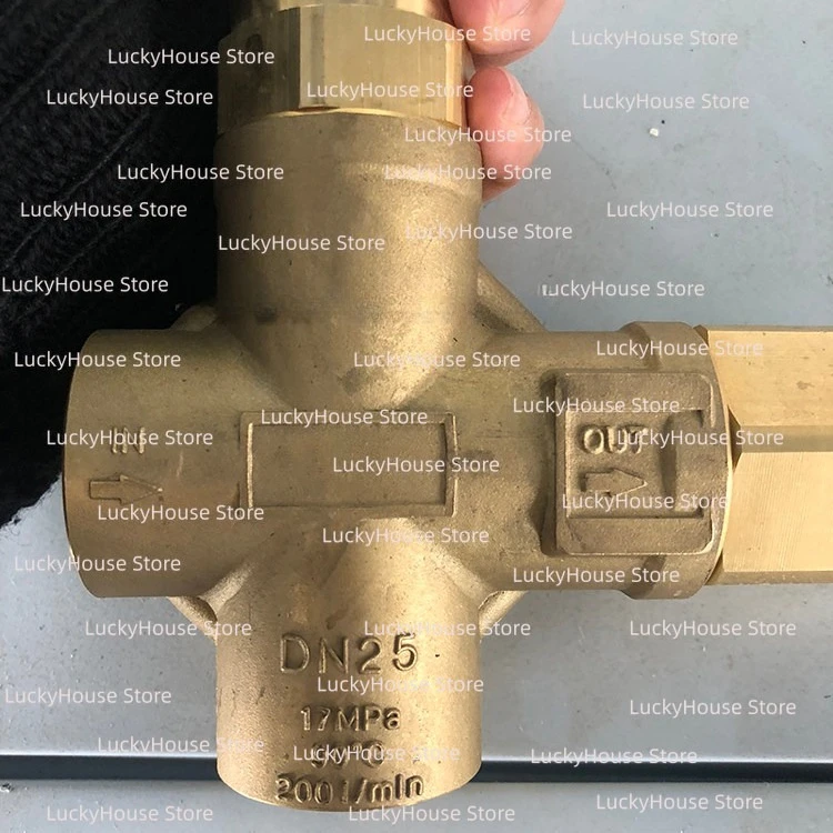 German POMPE Three Plunger High Pressure Pump Pressure Regulator Valve for ZOOMLION FULONGMA Sweeper Washer