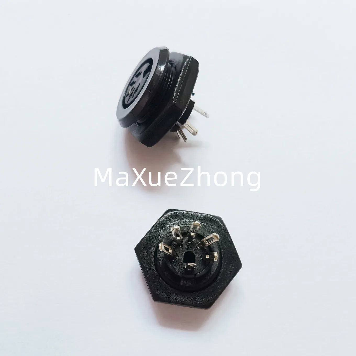 Original new 100% 5-core socket new black white connector plug in DIN female beauty and hairdressing instrument
