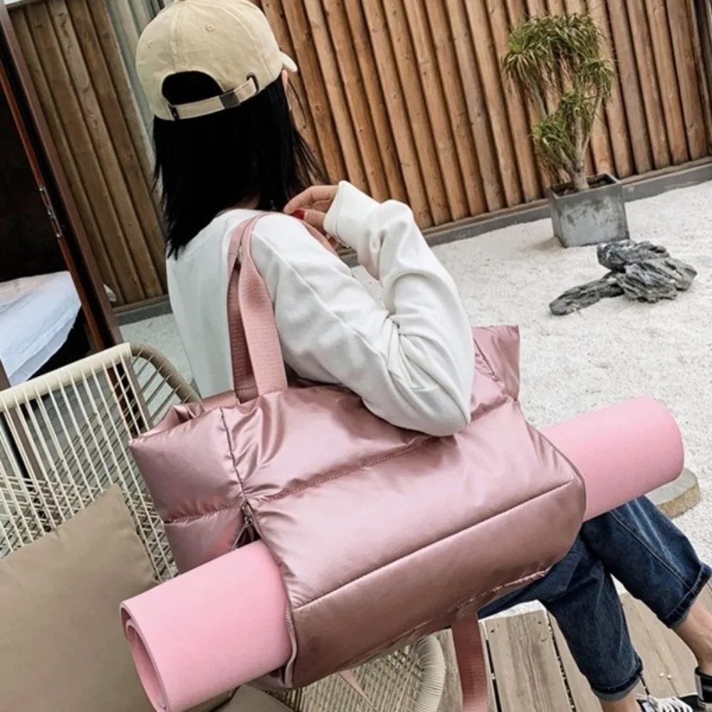 Lightweight Solid Color Travel Tote Bag Large Capacity Nylon Gym Sports Bag Zipper Foldable Yoga Mat Bag Swimming