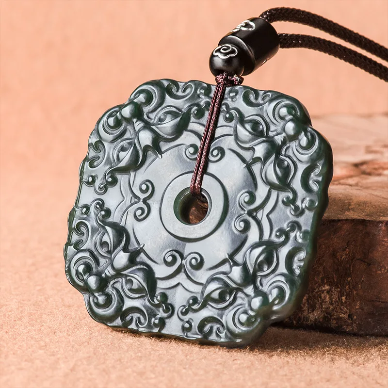 Authentic natural high-grade Hetian Yuqing protects antique pendant jade for men and women to ensure safety pendant jewelry