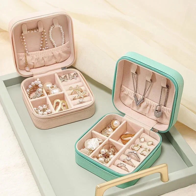 

Fashion Simple Small Jewelry Box Jewelry Organizer Display Jewelry Case Leather Earring Ring Necklace Storage Box Accessories