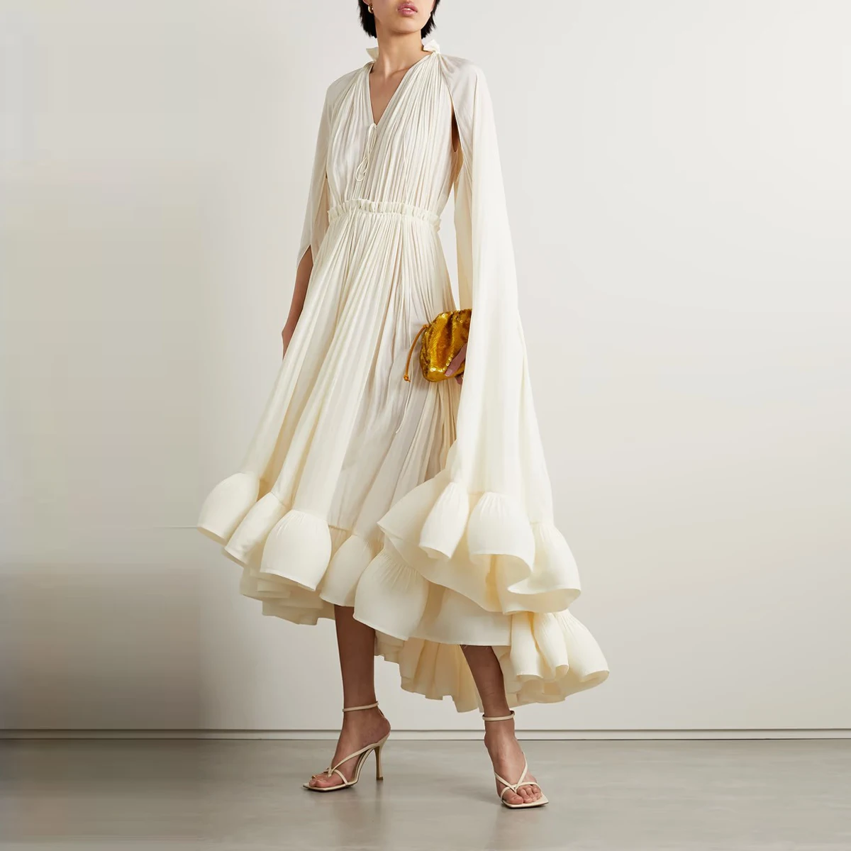 Fabulous Ivory Chiffon Cape Party Dresses High Low Crepe Arabic Dubai Wedding Bridal Dresses Prom Gown فساتين سهرة Custom Made