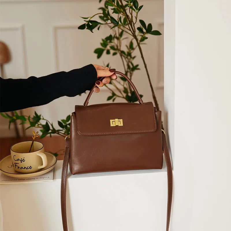 Cowhide Genuine Leather Tote Bag For Women Long Shoulder Strap   High Quality Leather Gold Lock Handbag Versatile Crossbody Bags