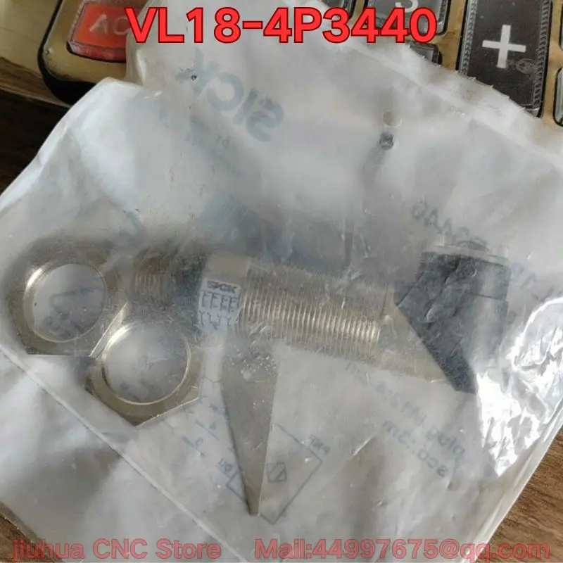 New VL18-4P3440 Inductive Switch