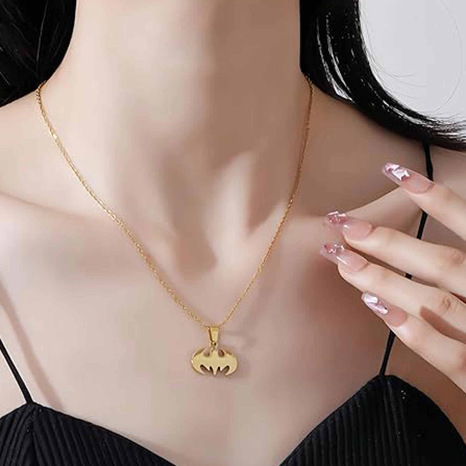 Classic Gothic Style Bat Stainless Steel Pendant Necklace Fashion Versatile Halloween Party Daily Jewelry Gifts For Men Women