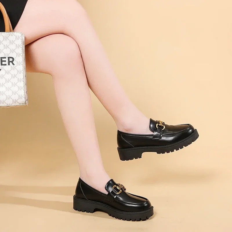 Women Loafers 2024 Spring Metal Button Black Platform Women\'s Shoes Fashion JK Lolita Soft Soled Student Office Leather Shoes