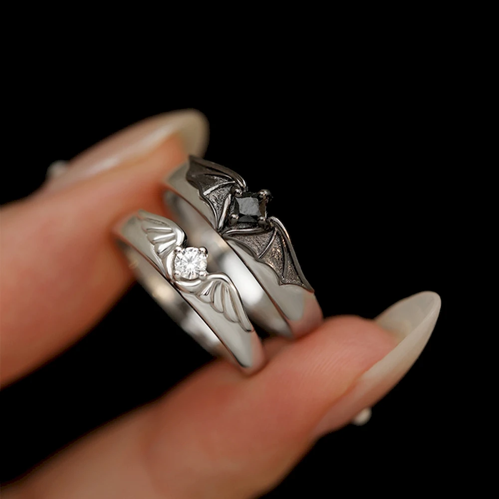 1 Pair Copper Plated Platinum Black White Bat Couple Ring Men Width 4.5mm Animal Finger Jewelry Wholesale Drop Shipping