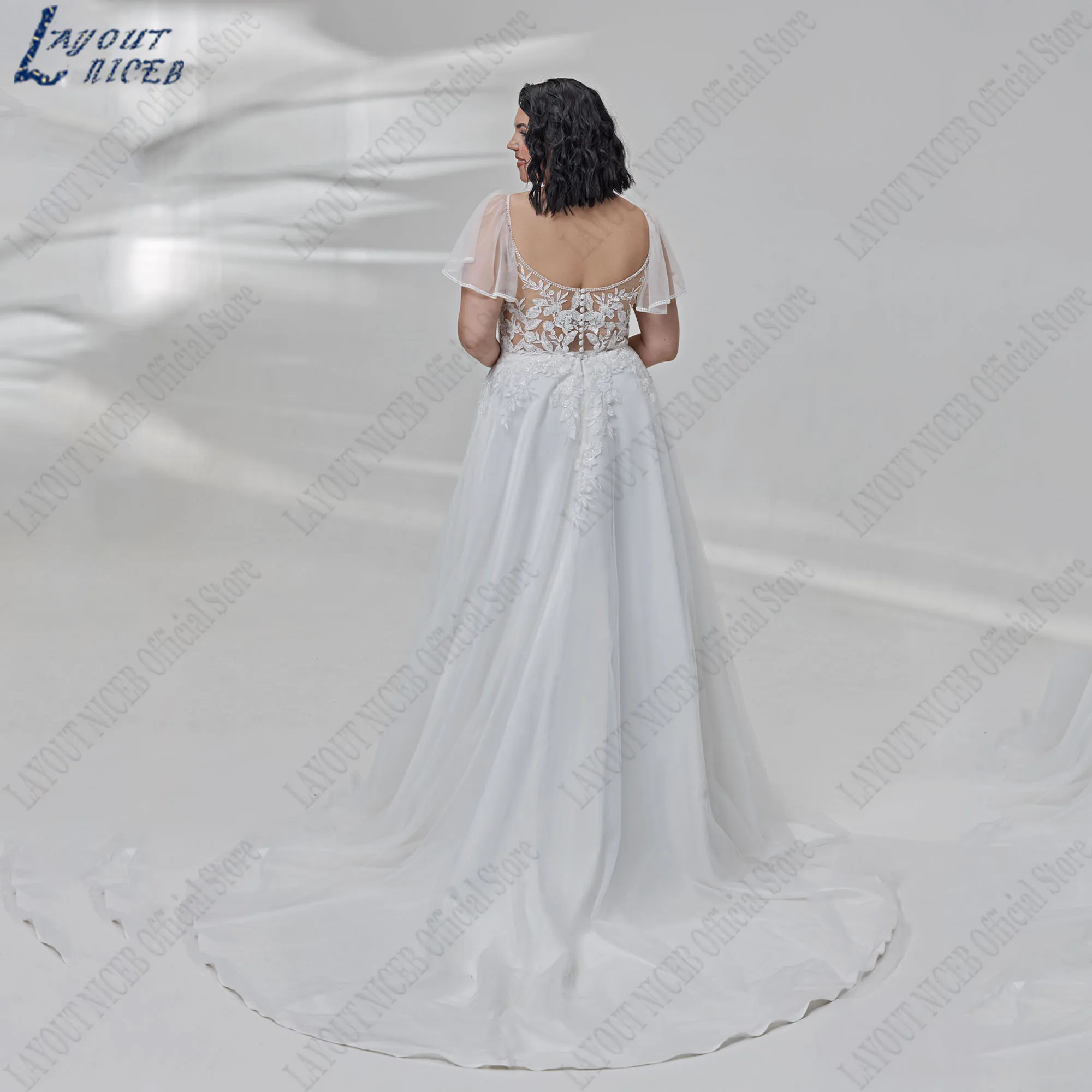 LAYOUT NICEB V-Neck Oversize Vestido De Casamento Batwing Mangas Apliques A-Line Tulle Vestidos De Noiva Backless Ilusão Personalizado V-Neck Oversize Vestido de Noiva Batwing Mangas A Linha Appliques Tulle Vestidos de