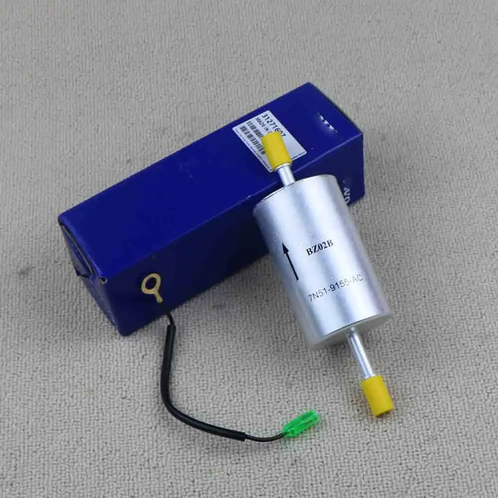 31271607 Petrol Fuel Filter For VOLVO C30 C70 S40 V50 2004-2012 High Efficiency Filtration 31274952 31261059