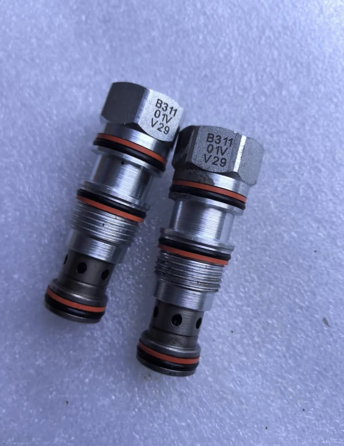 SUN B31101VV29 plug-in valve, brand new original genuine product