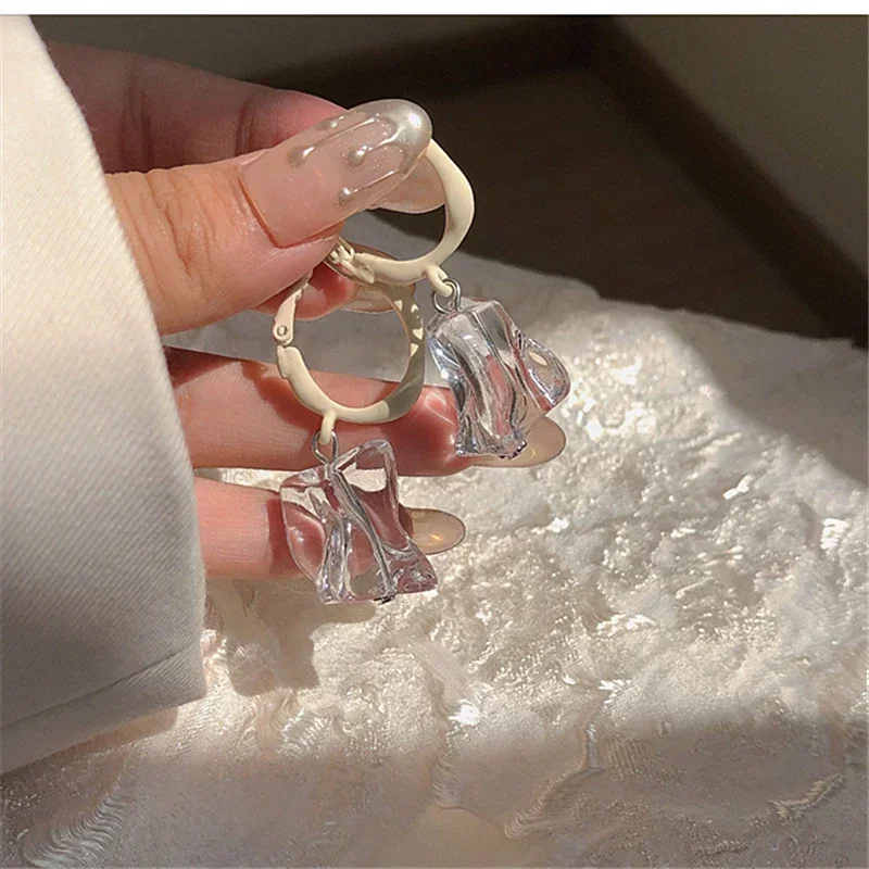 Transparent Ice Earrings with White Niche Design Feel Earrings for Women with A Cool and Irregular Style Trendy Earrings