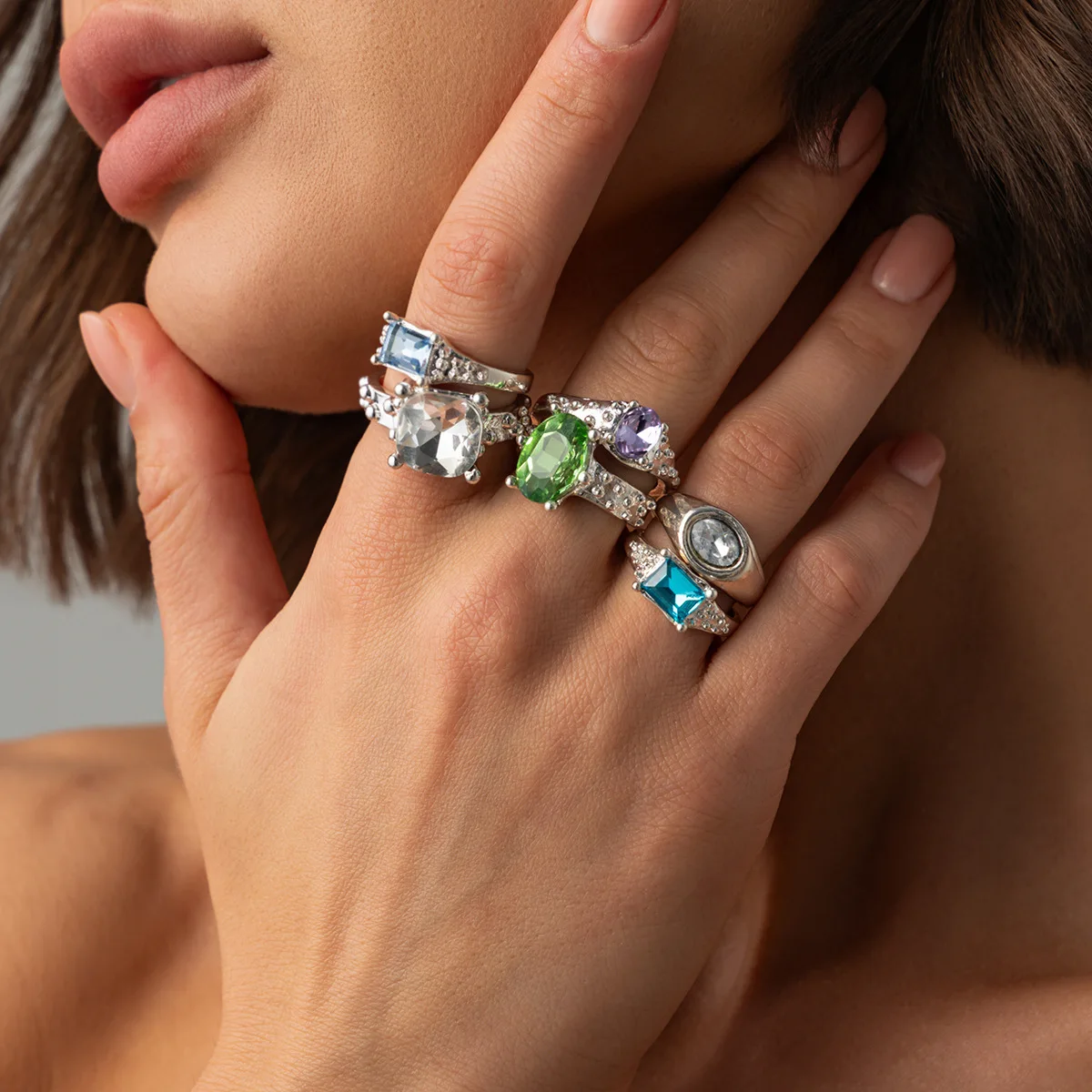 6Pcs/Set Romantic Exquisite Glass Drill Open Finger Rings for Women Chic Stackable Metal Rings Set Wedding Jewelry