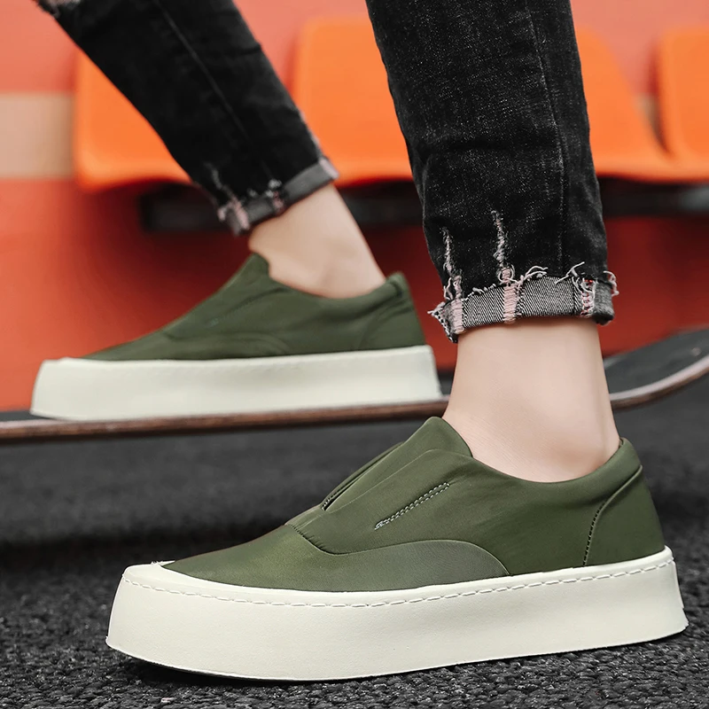 HKDQ Summer Green Loafers Men Fashion Comfortable Breathable Slip-on Men\'s Casual Shoes Original Non-slip Platform Sneakers Male