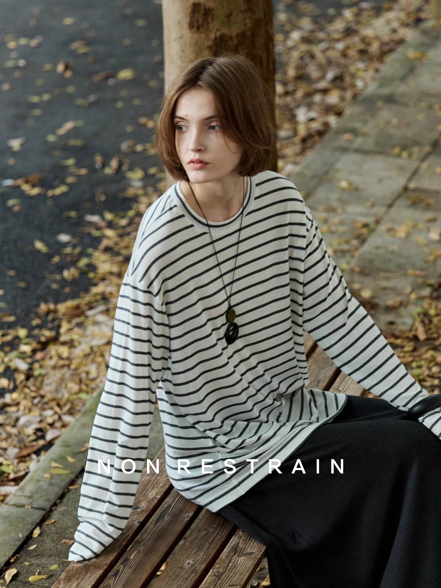 

Lose Fit round Ne Long Sve T-irt Women's Classic Stripes Base Top Non Restrained Lenzing Lyocell Comfortable Breathable