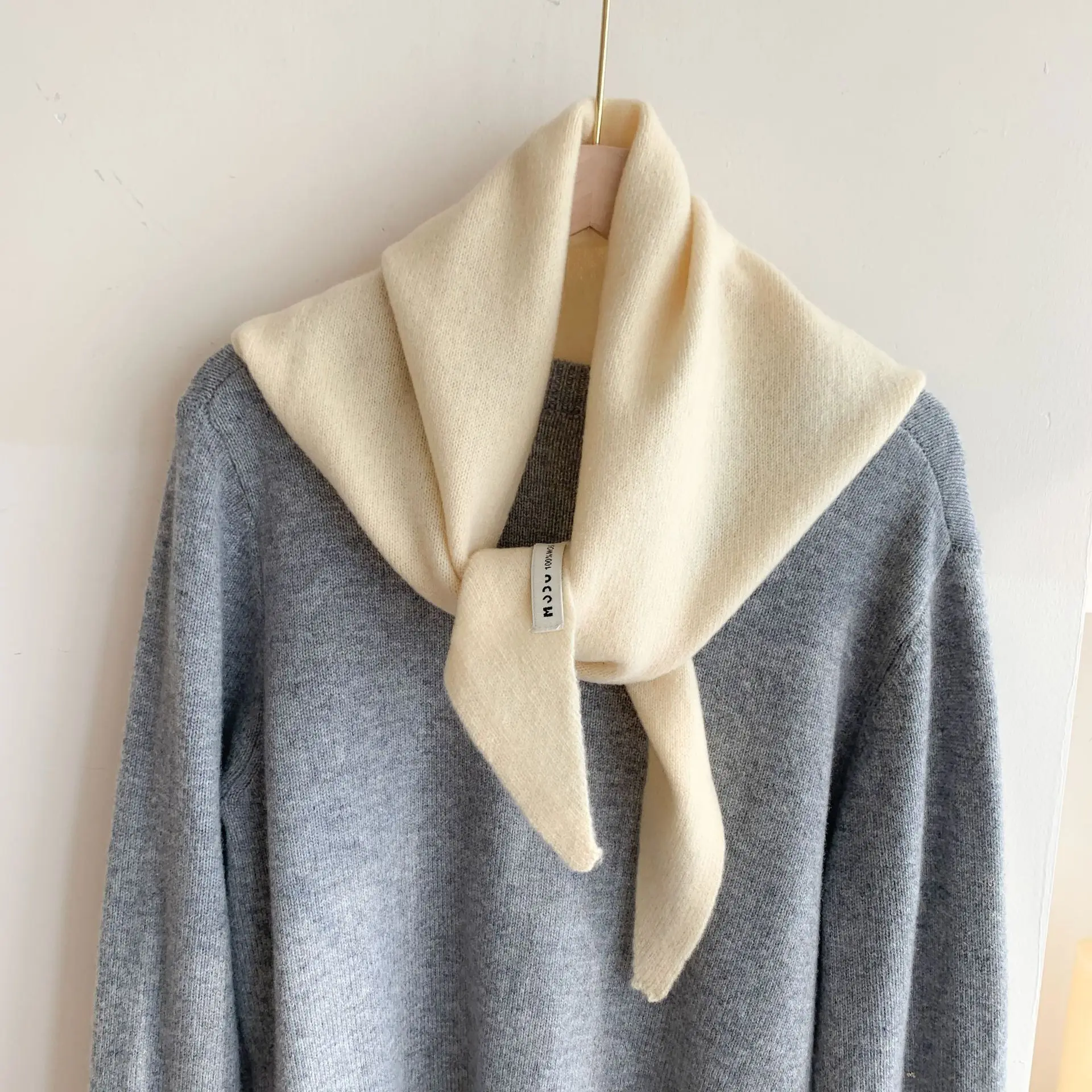 

1 шт. корейский треугольный шарф, зимний вязаный шерстяной треугольный платок, женский головной платок, многофункциональная теплая вязаная шаль, шарфы