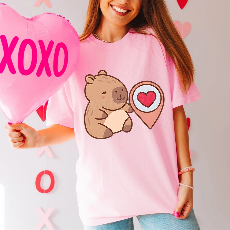 Valentine Capybara Kawaii Cartoon T-shirts Women Cute Animal Graphic Tee Tops Gift for Capybara Lover Valentine's Day T-shirt