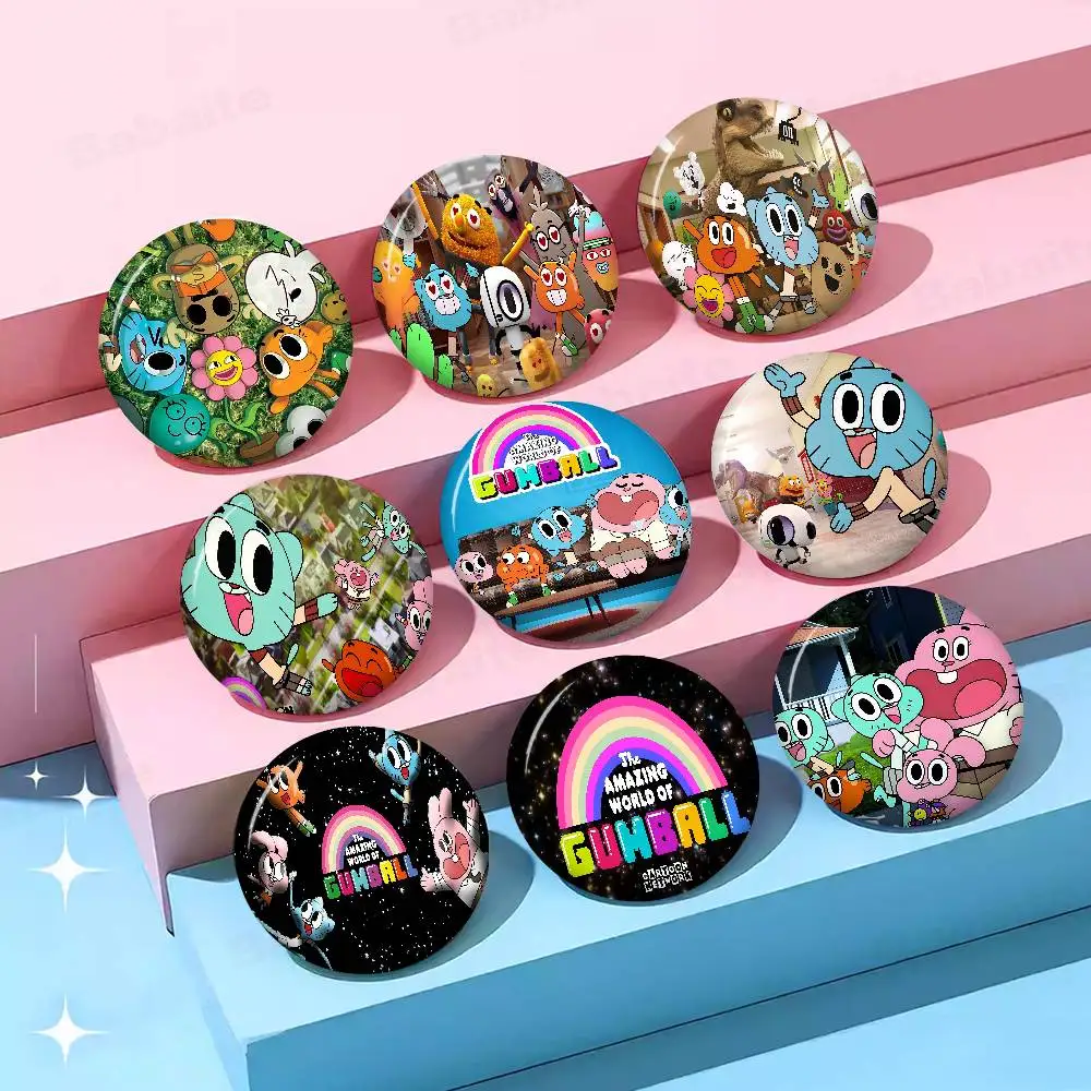 Komödie A-Amazing W-World Of G-Gumball Cartoon Broschen Abzeichen Runde Handgefertigte Brosche Anstecknadeln Schmuck für Rucksack Kleidung Geschenke