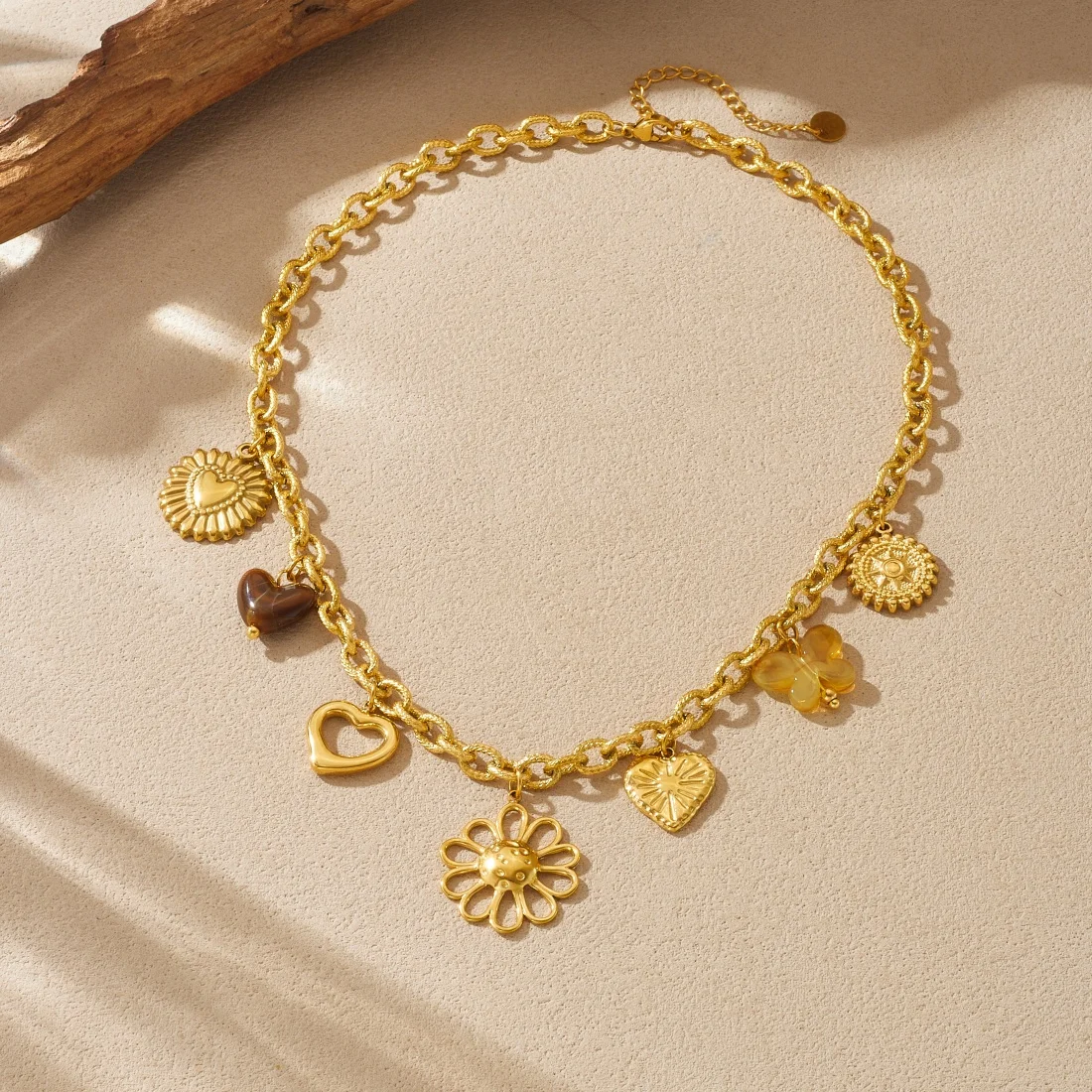 

LAMENGLY 316L Stainless Steel Exquisite Handmade Design Hollow-Out Flower Heart Butterfly Pendant Necklace Lady Charming Jewelry