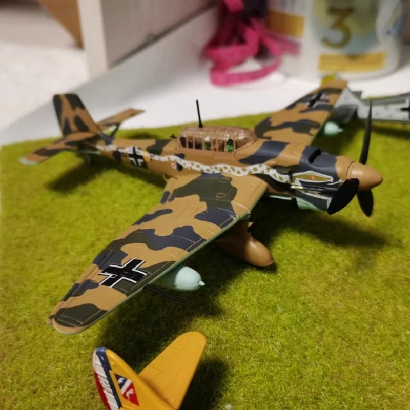 Aircraft Model 1:72 German Wwii Dive Bomber Stuka Ju87 Simulation Alloy Fighter Aircraft Model Exquisite Collection Gift