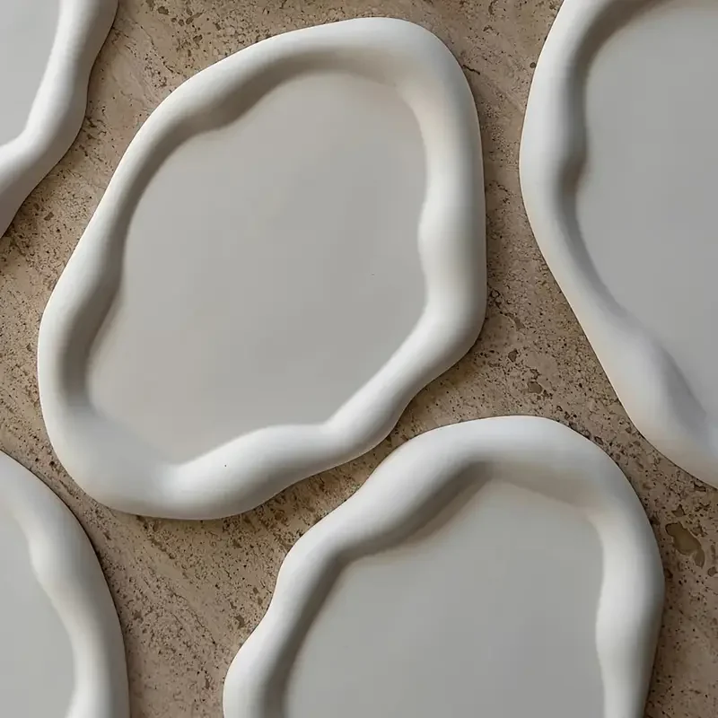 1 PCS 3D Diy Cloud Shape Resin Tray Silicone Mold Asymmetrical Oval Design Great For Jewelry Storage Aroma Plaster Candle Mould