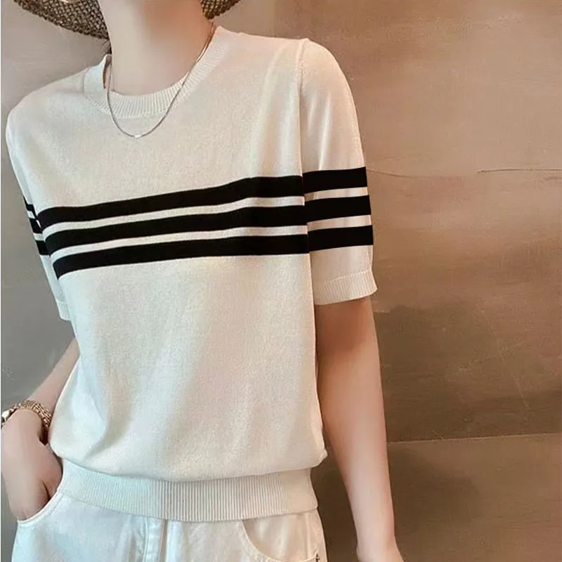 

Tank top comfortable casual knitted short sleeved T-shirt for women's 2024 summer fashion new design sense sports stripe top