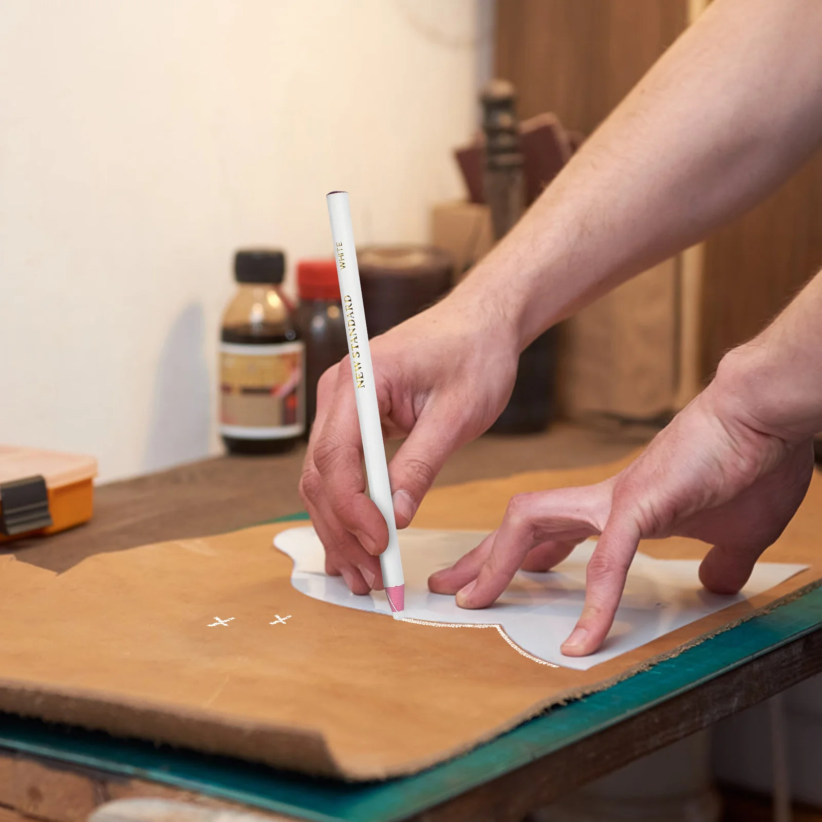 

12Pcs Sharpen-Free Marker Crayons White Multi-Purpose Fabric Glass Marker Pens Sewing Tools Tailor Crayon Pens