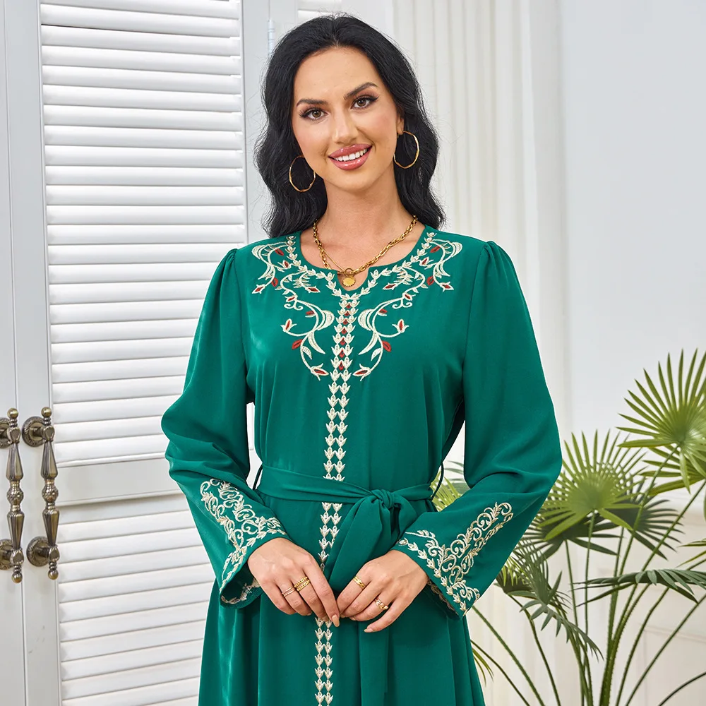 Ethnic style Muslim women's clothing summer new embroidered solid color robe big swing dress