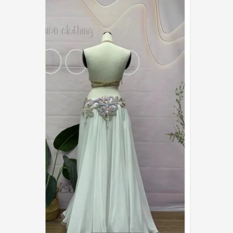 تخصيص أزياء الرقص الشرقي الصناعة الثقيلة أداء الرقص الشرقي فستان ثلاث قطع مجموعة حمالة صدر بيضاء + غطاء الخصر + فستان طويل #4