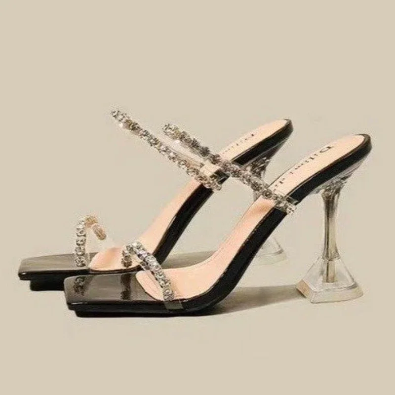 New Summer Sexy Fashion Open Toe Women's Sandals Water Diamond Shining Square Headed Banquet Women's High Heels Large Design