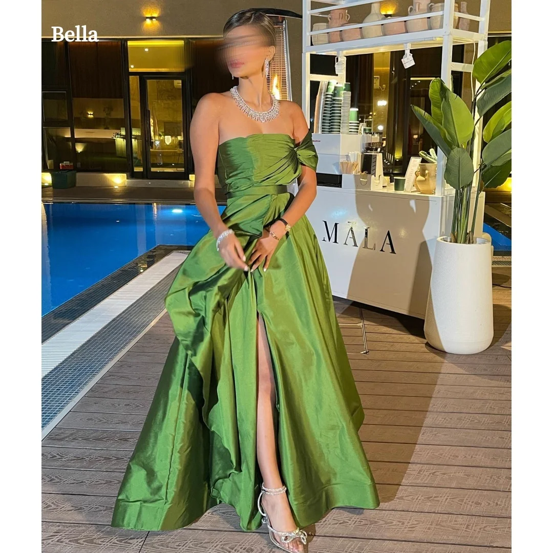 

Bella Customized Party Dresses Prom Dress robes de soirée Lime Green Strapless Draped Satin High Slit A Line Maxi Gown for Event