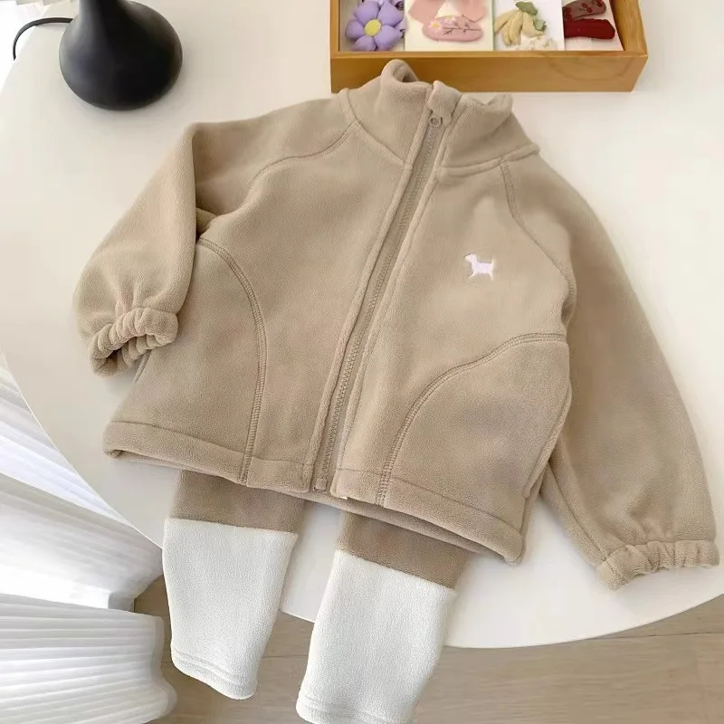 Baby fleece solid color set 2024 new autumn and winter plush warm embroidery puppy infant home two-piece set