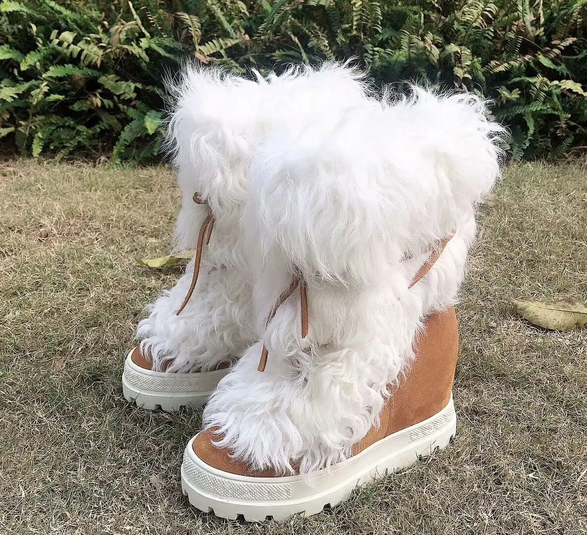 YUEJABON stivali da donna scarpe invernali impermeabili stivali da neve femminili piattaforma tenere in caldo stivaletti con tacchi di pelliccia