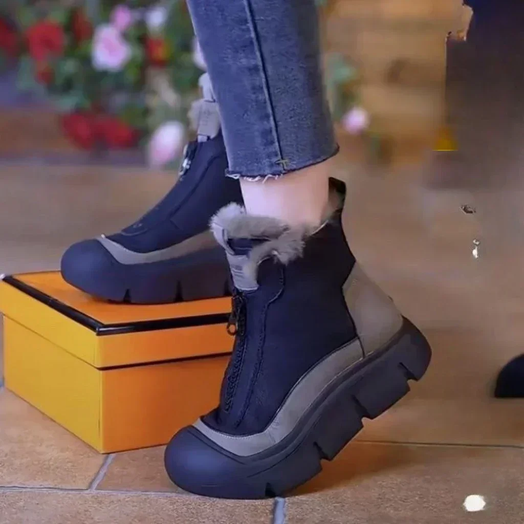 

Winter New Short Boots for Women with Plush Insulation and High Top Cotton Boots, Fashionable Thick Soled Anti Slip Snow Boots