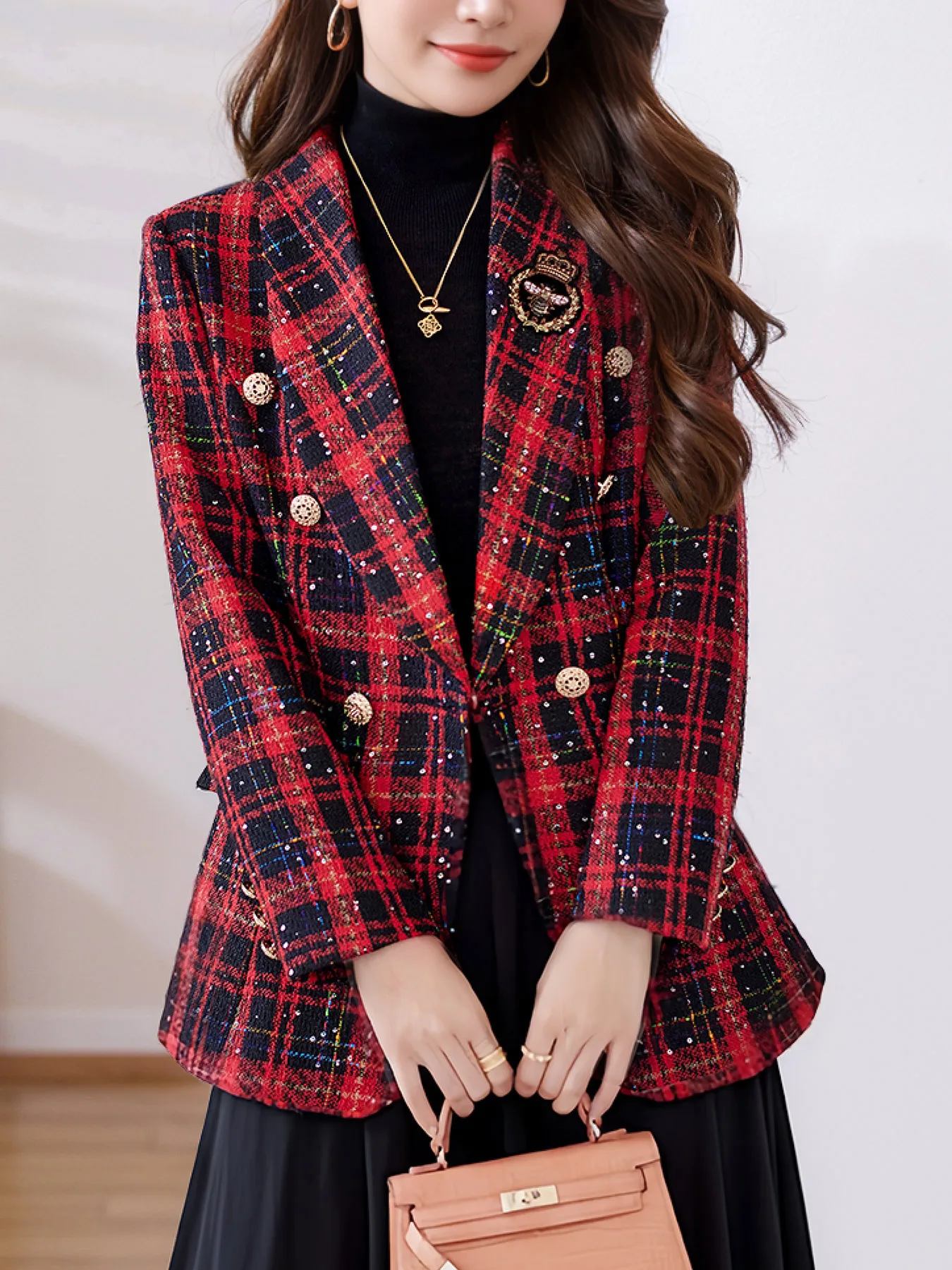 

Женский элитный текстурированный двубортный пиджак - повседневный топ из плотного шерстяного твида в красную клетку на осень/зиму