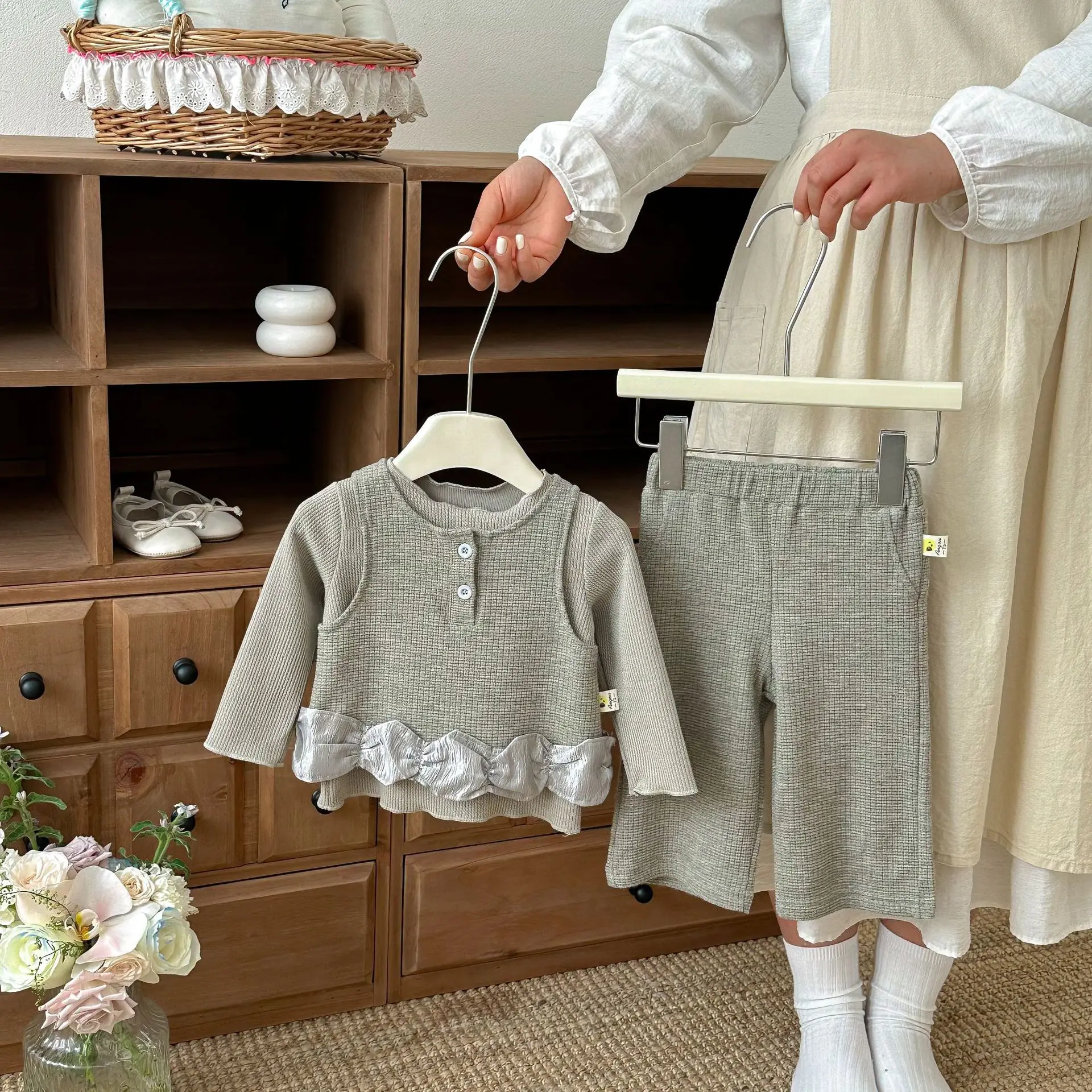 New Girls' and Babies' Spring Soft Silk Korean Vest Base Shirt Trendy Children's Clothing Baby Pants Three Piece Set