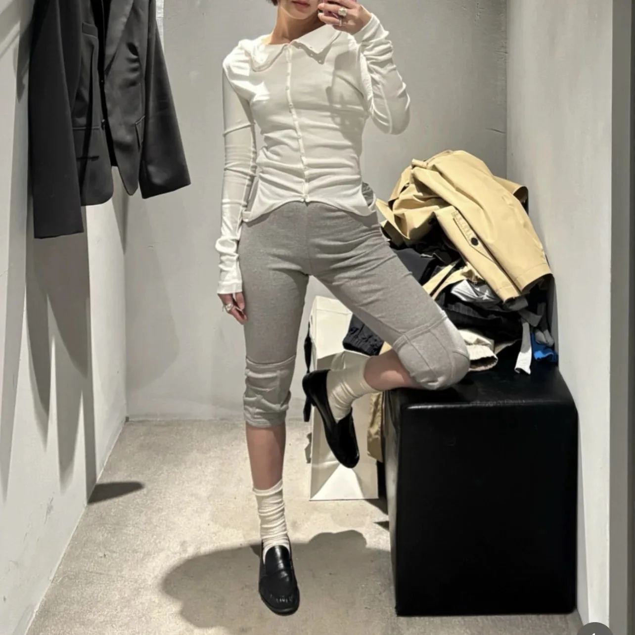 Casual Slim Fit Base Layer Pants Five-Point Elastic Waist Cotton Polyester Blend Comfortable Versatile Leisure Trousers