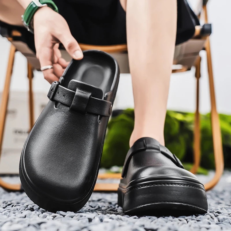 Light Soft Medical Scrub Shoes Medical Nursing Clogs Non-slip Nurse Clogs Doctor Nurse Work Shoes EVA Anti Slip Garden Clogs