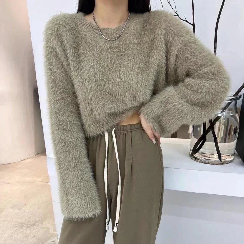 

2024 Autumn and Winter Korean Sweet and Soft Short Sweater Women's Loose Simple Slim Imitation Mink Velvet Knitted Top Trendy