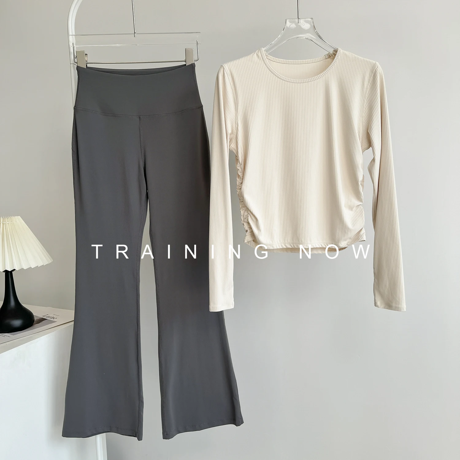 

Спортивный костюм для женщин на осень для похудения, одежда для занятий пилатесом, йоги, профессиональная одежда для утреннего бега, фитнеса с длинными рукавами