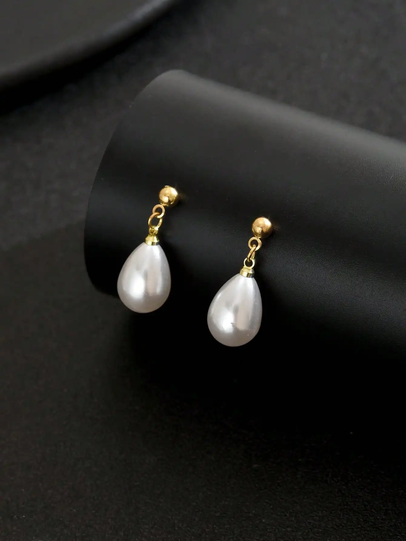 Women's Small Pearl Earrings Dangling PearlDrop Earrings for Bridesmaids Jewelry PearlEar Rings WeddingEarrings