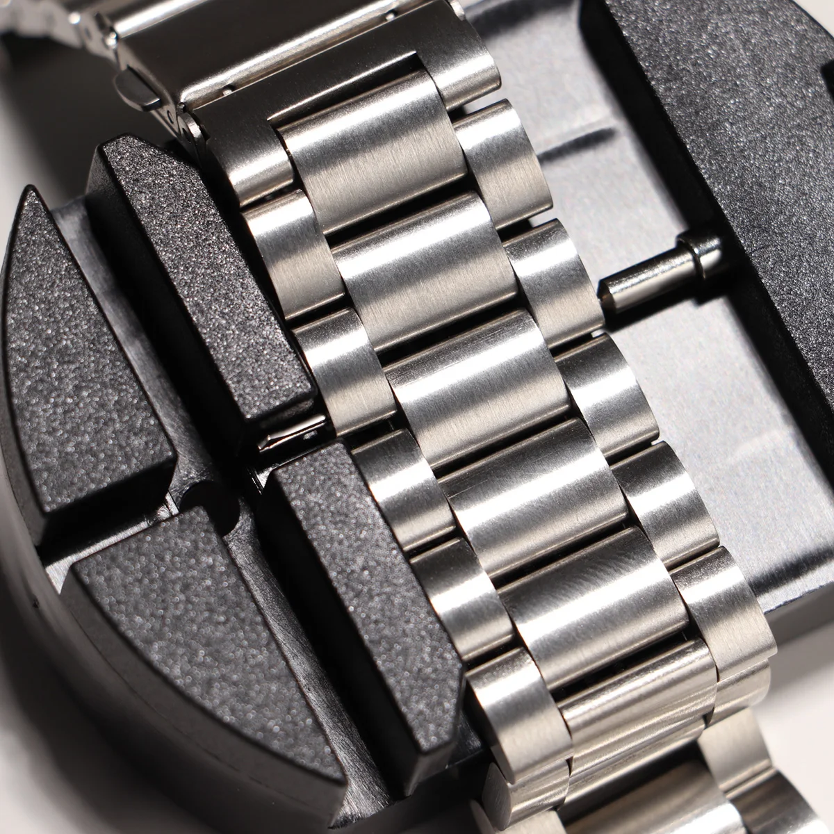 16 قطعة مجموعة أدوات إزالة إصلاح رابط الساعة حزام (استيك) ساعة أداة حزام سلسلة دبوس مزيل مجموعة أدوات إصلاح لتعديل حزام حزام الساعة