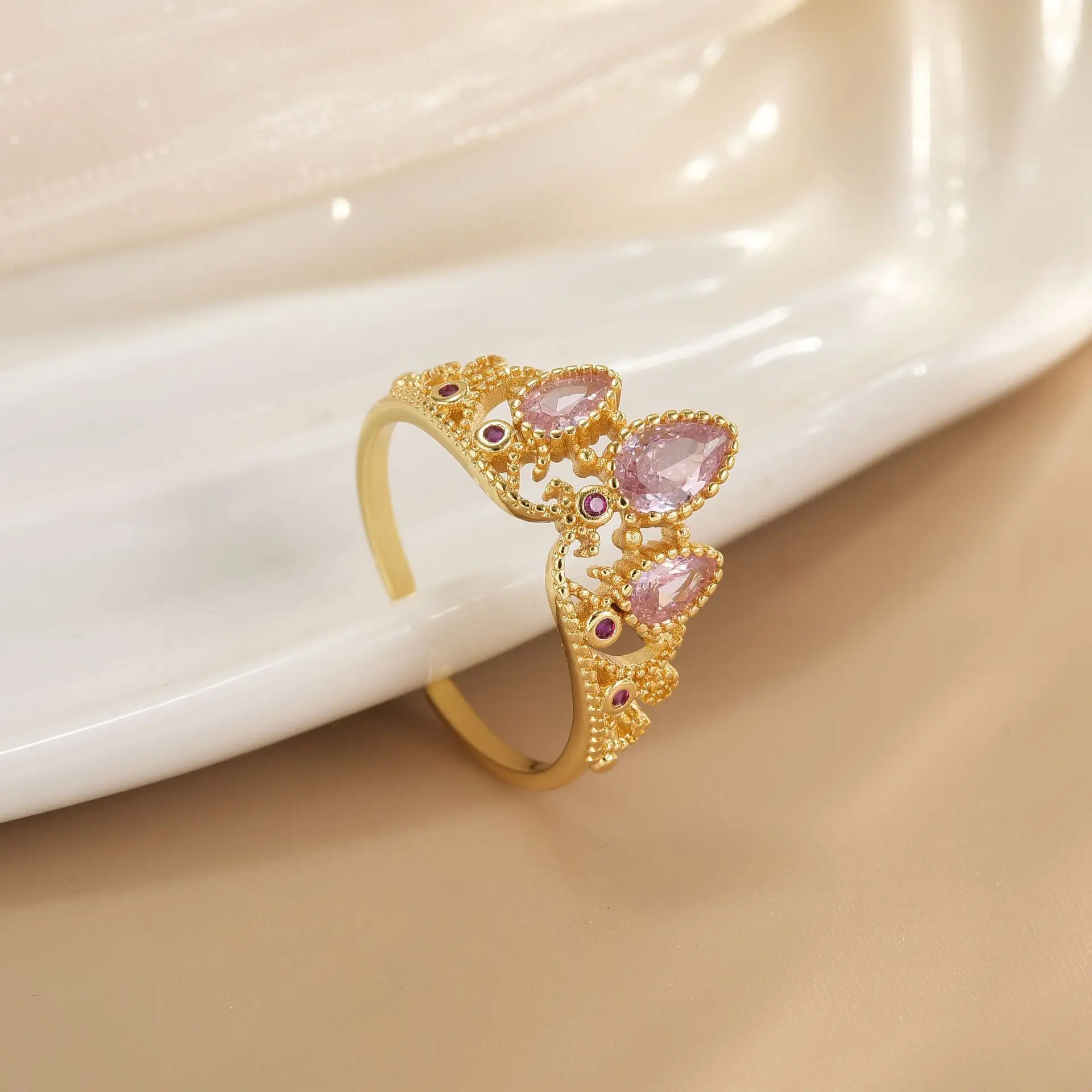 Rapunzel Ring For Woman Fashion Wedding Party Jewelry Accessories Gold Plated Adjustable Powder Crystal Princess Crown Ring Gift