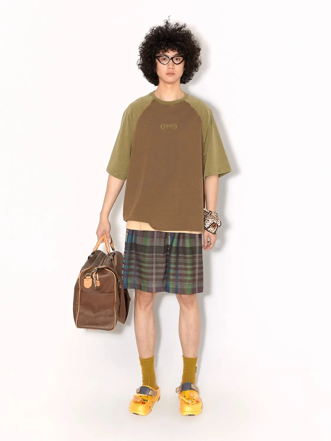 Mauroicardi Primavera Estate Allentato Casual Morbido Pantaloncini scozzesi colorati per uomo Pantaloni corti dritti da uomo Abiti firmati di lusso 2025