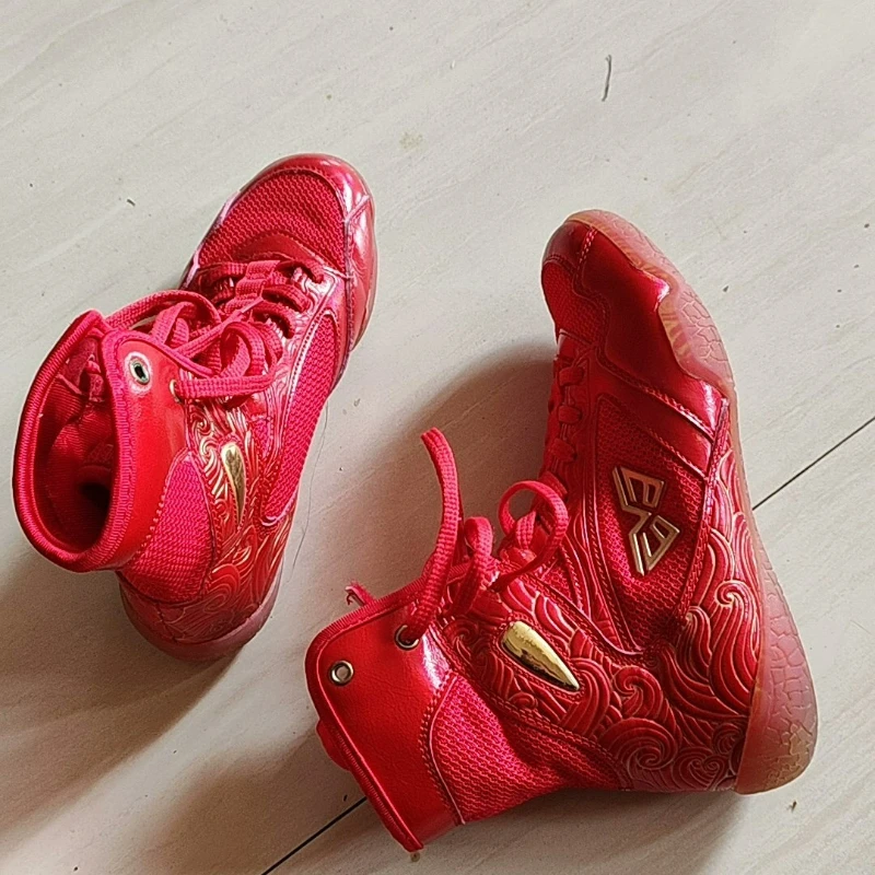 

Professional Wrestling Boots for Men Women White Red Boxing Shoes Unisex Mesh Breathable Fighting Shoe Gym Training Shoes